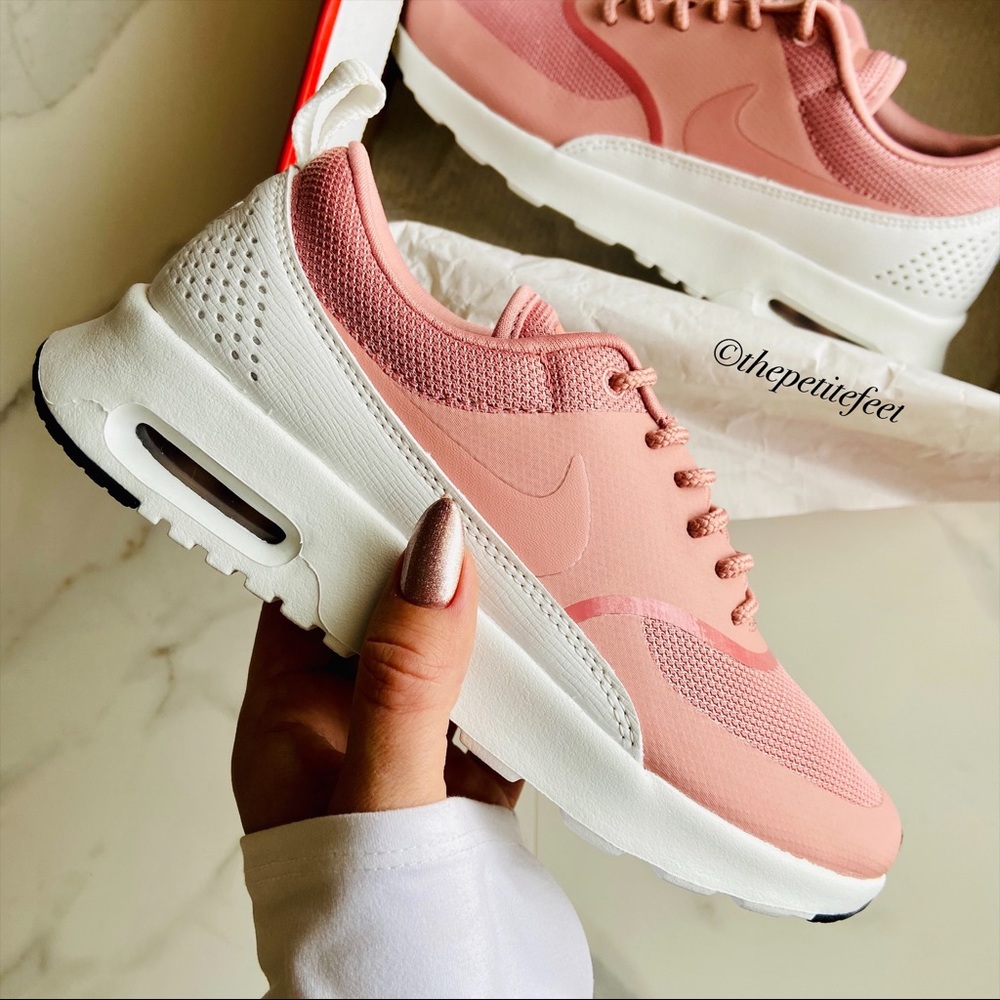 NWT Nike Air Max Thea sneakers